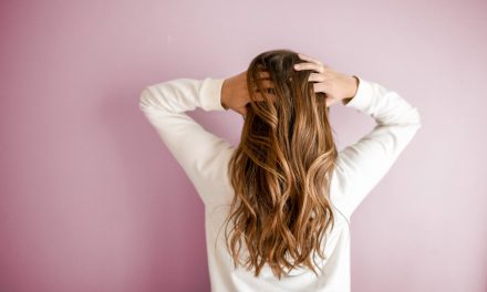 Last van haaruitval? 5 tips om dit tegen te gaan!